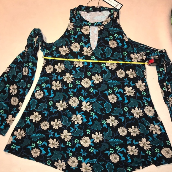 Romeo Juliet Couture Cold Shoulder Shirt Top Blouse Small Floral Long Sleeve New - Picture 6 of 7